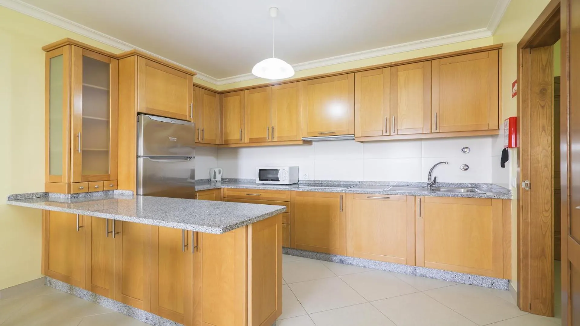 Apartamentos Vista Mar Armacao de Pera 3*,